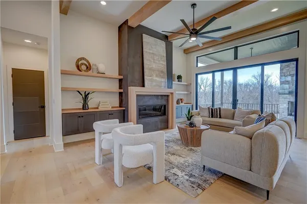 $1,269,000 | 579 South Shore Drive, Lake Winnebago, MO 64034