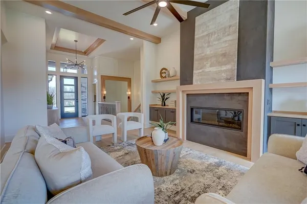 $1,269,000 | 579 South Shore Drive, Lake Winnebago, MO 64034