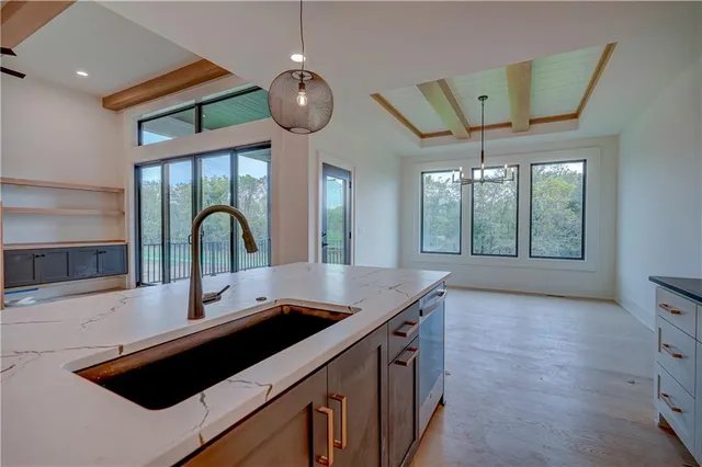 $1,269,000 | 579 South Shore Drive, Lake Winnebago, MO 64034