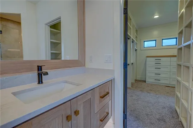 $1,269,000 | 579 South Shore Drive, Lake Winnebago, MO 64034