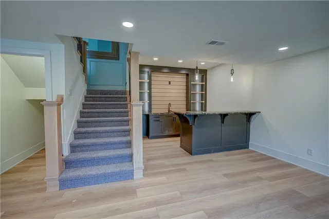 $1,269,000 | 579 South Shore Drive, Lake Winnebago, MO 64034