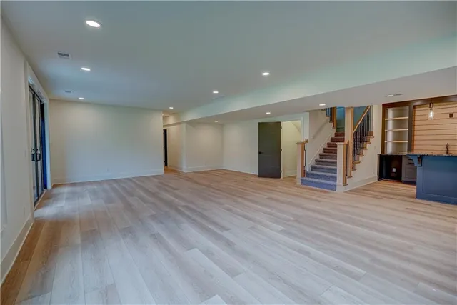 $1,269,000 | 579 South Shore Drive, Lake Winnebago, MO 64034