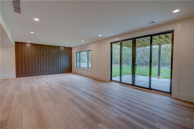 $1,269,000 | 579 South Shore Drive, Lake Winnebago, MO 64034