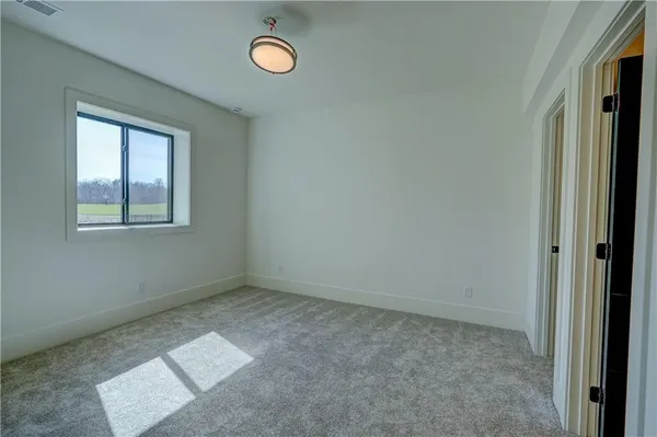 $1,269,000 | 579 South Shore Drive, Lake Winnebago, MO 64034