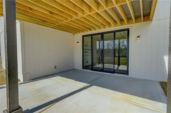 $1,269,000 | 579 South Shore Drive, Lake Winnebago, MO 64034