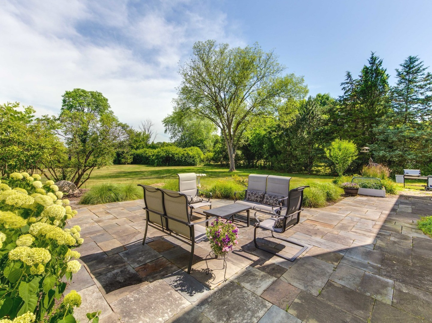 1900 Hickory Knoll Road Deerfield, IL 60015 - Photo 35 of 43