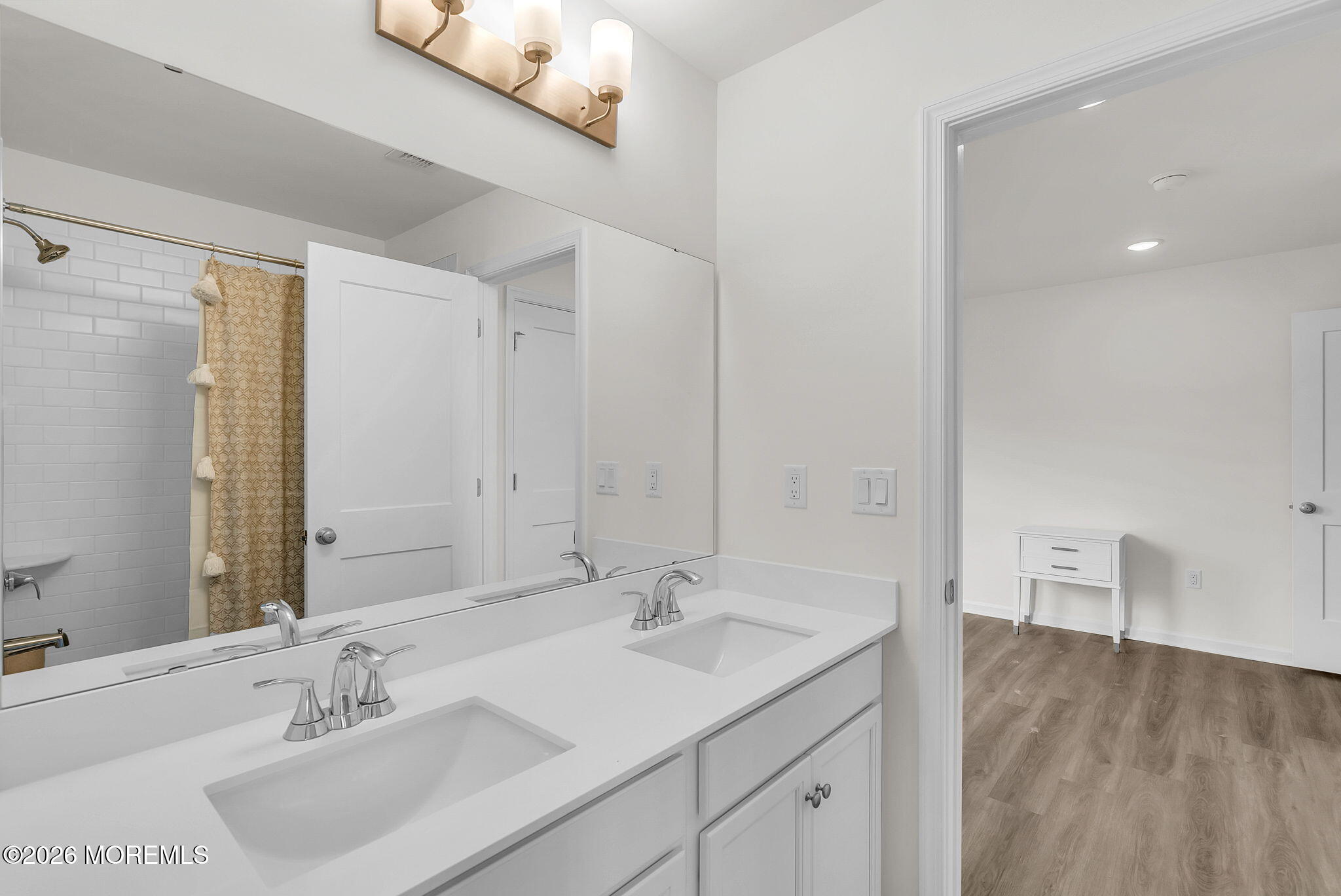3018 Quail Ridge Boulevard Farmingdale, NJ 07727 - Photo 17 of 30 19-web-or-mls-DSC02536