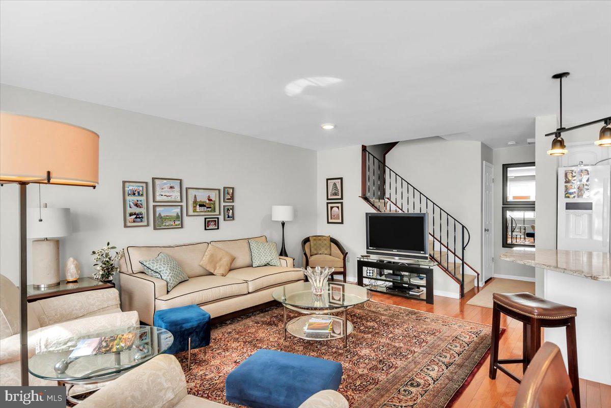 38 Haddonfield Commons, Unit 38 Haddonfield, NJ 08033 - Photo 4 of 23