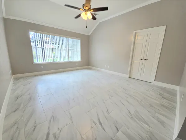 $2,100 | 10407 Millridge N Drive, Houston, TX 77070