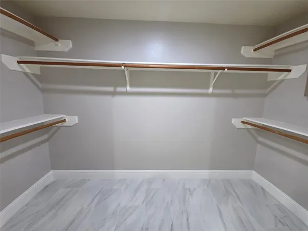 $2,100 | 10407 Millridge N Drive, Houston, TX 77070