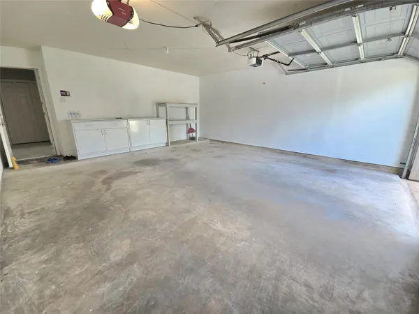 $2,100 | 10407 Millridge N Drive, Houston, TX 77070