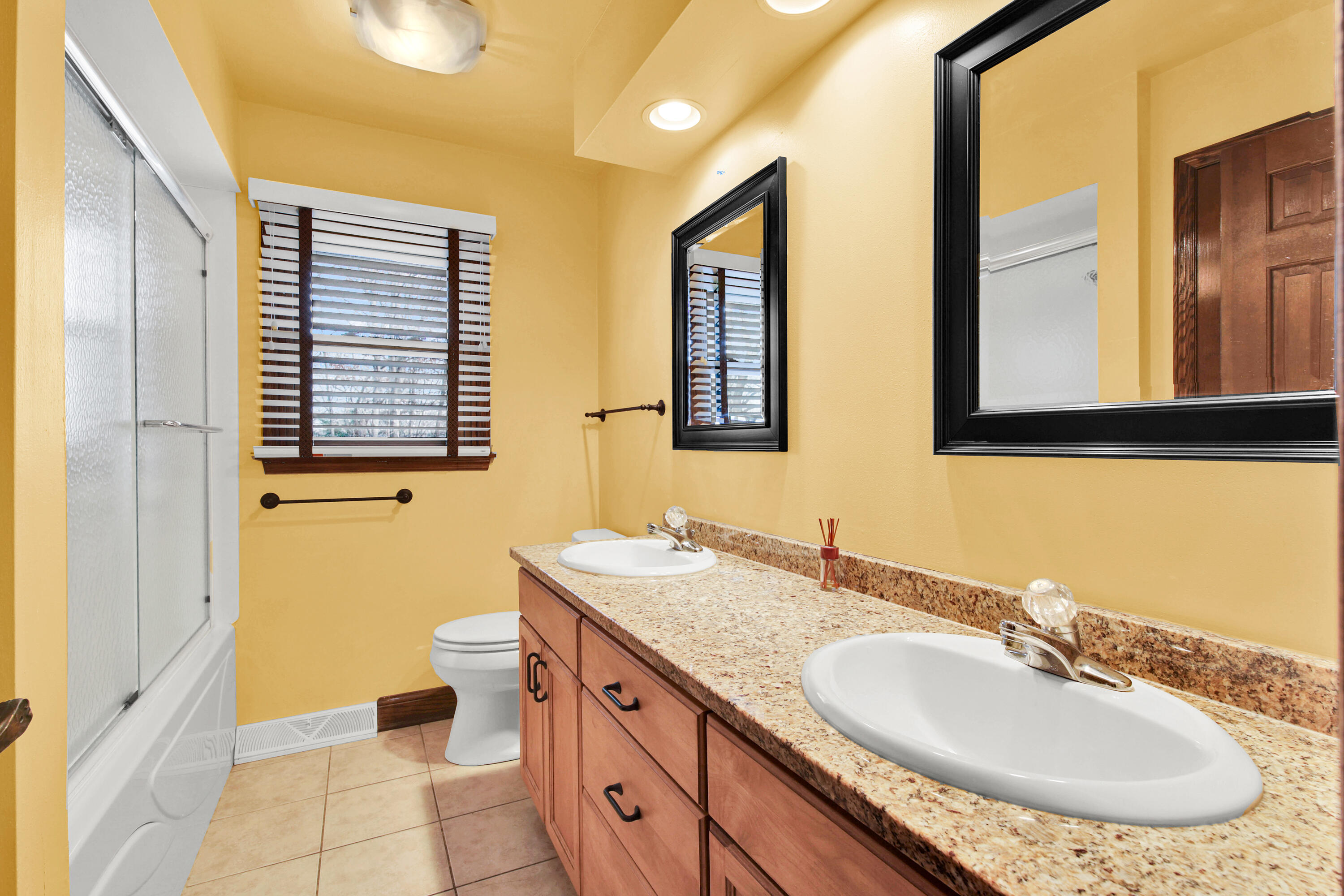 2550 Harmony Circle Brookfield, WI 53045 - Photo 30 of 36 2550 Harmony Cir-30