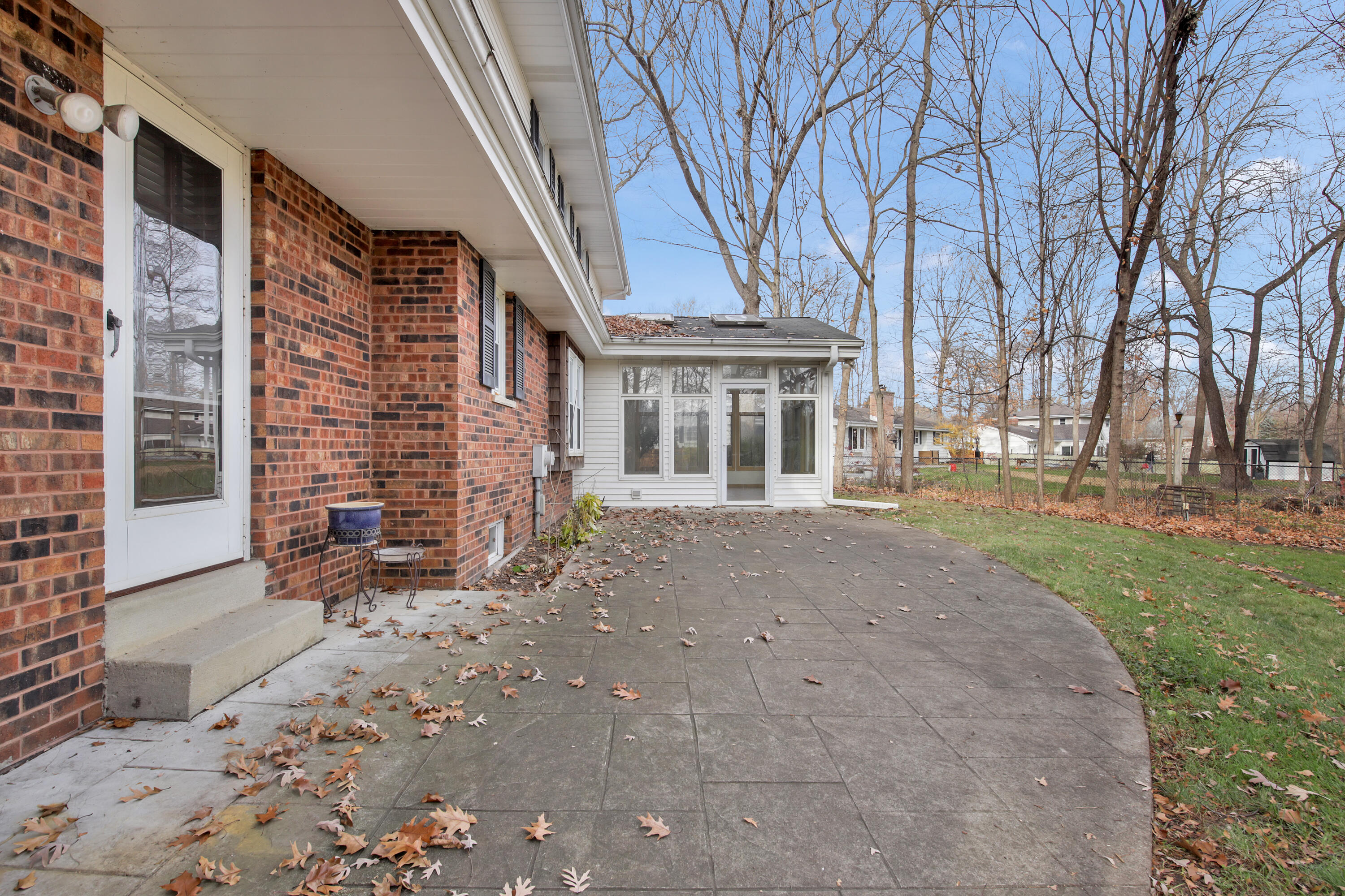 2550 Harmony Circle Brookfield, WI 53045 - Photo 35 of 36 2550 Harmony Cir-35