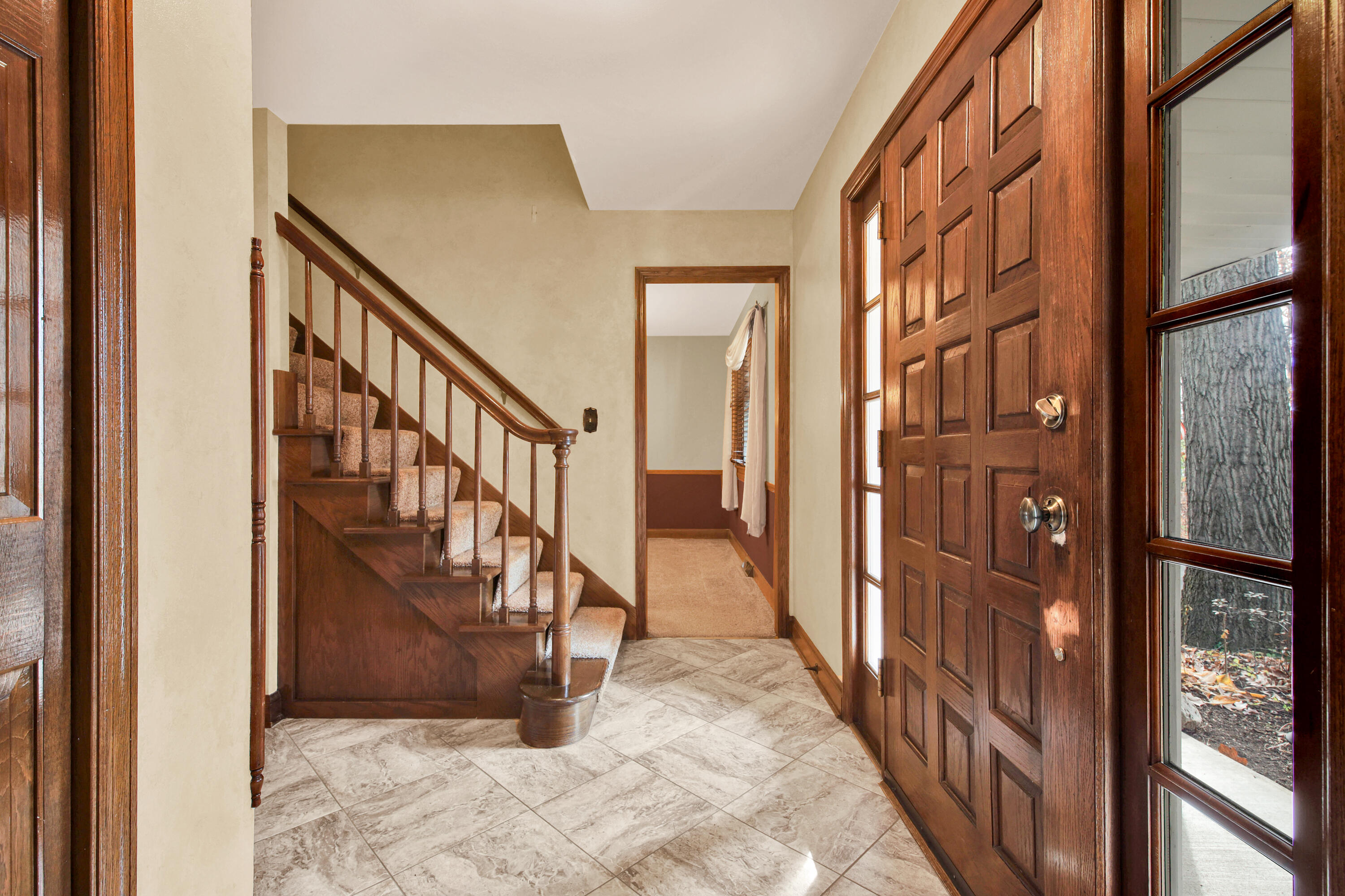 2550 Harmony Circle Brookfield, WI 53045 - Photo 7 of 36 2550 Harmony Cir-7