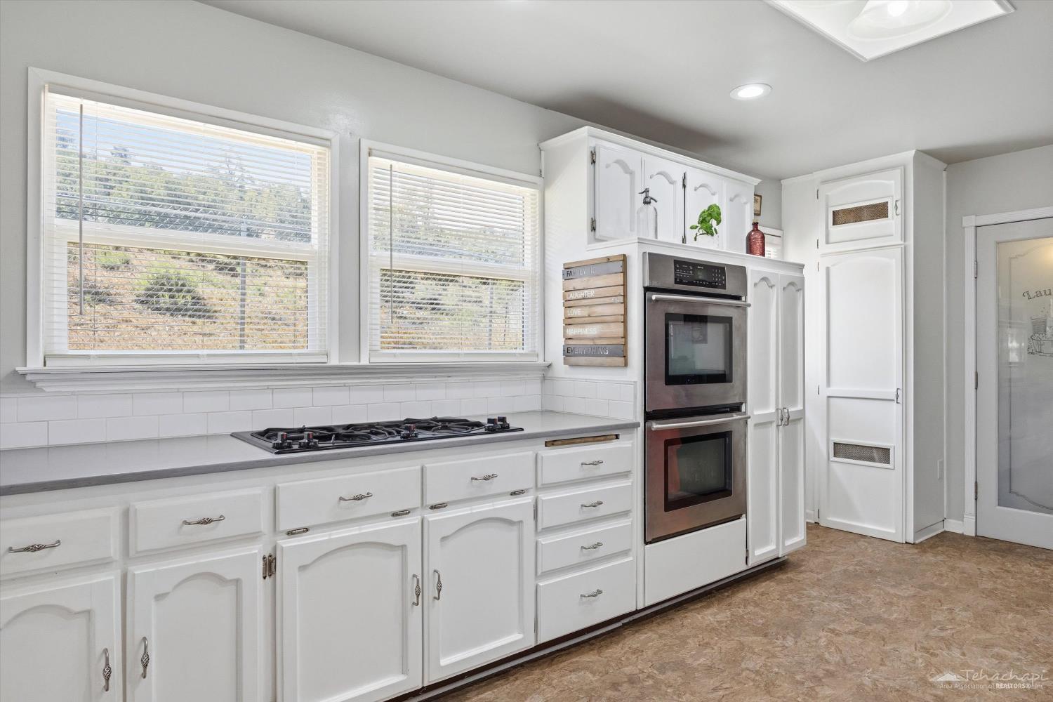 24763 Sand Canyon Road Tehachapi, CA 93561 - Photo 10 of 35 Gallery Image 10
