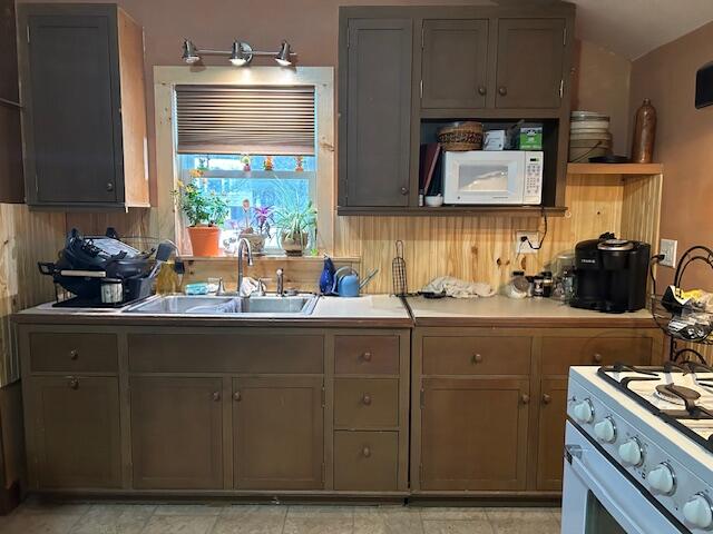 24 Snows Corner Road Orrington, ME 04474 - Photo 11 of 12 IMG_0290