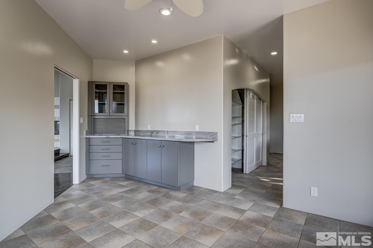 2375 Crows Nest Parkway Reno, NV 89519 - Photo 12 of 25 Photo 12