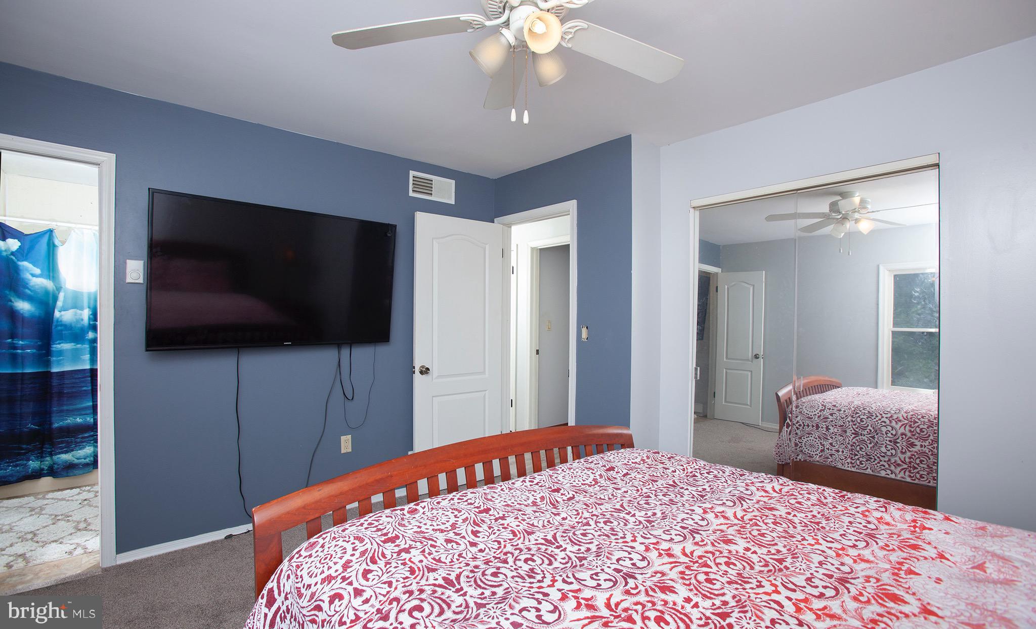 11 Raspberry Drive Mechanicsburg, PA 17050 - Photo 22 of 37 60 Inch Mounted TV Conveys