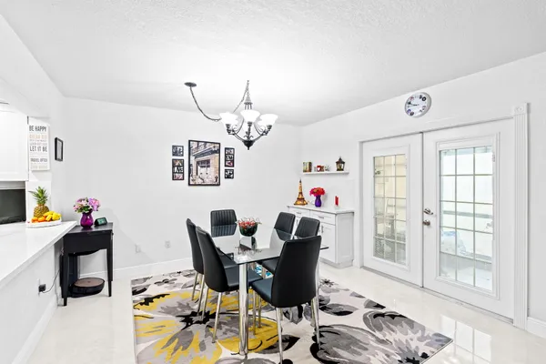 $2,950 | 9050 Northwest 28th Street, Unit 137, Coral Springs, FL 33065