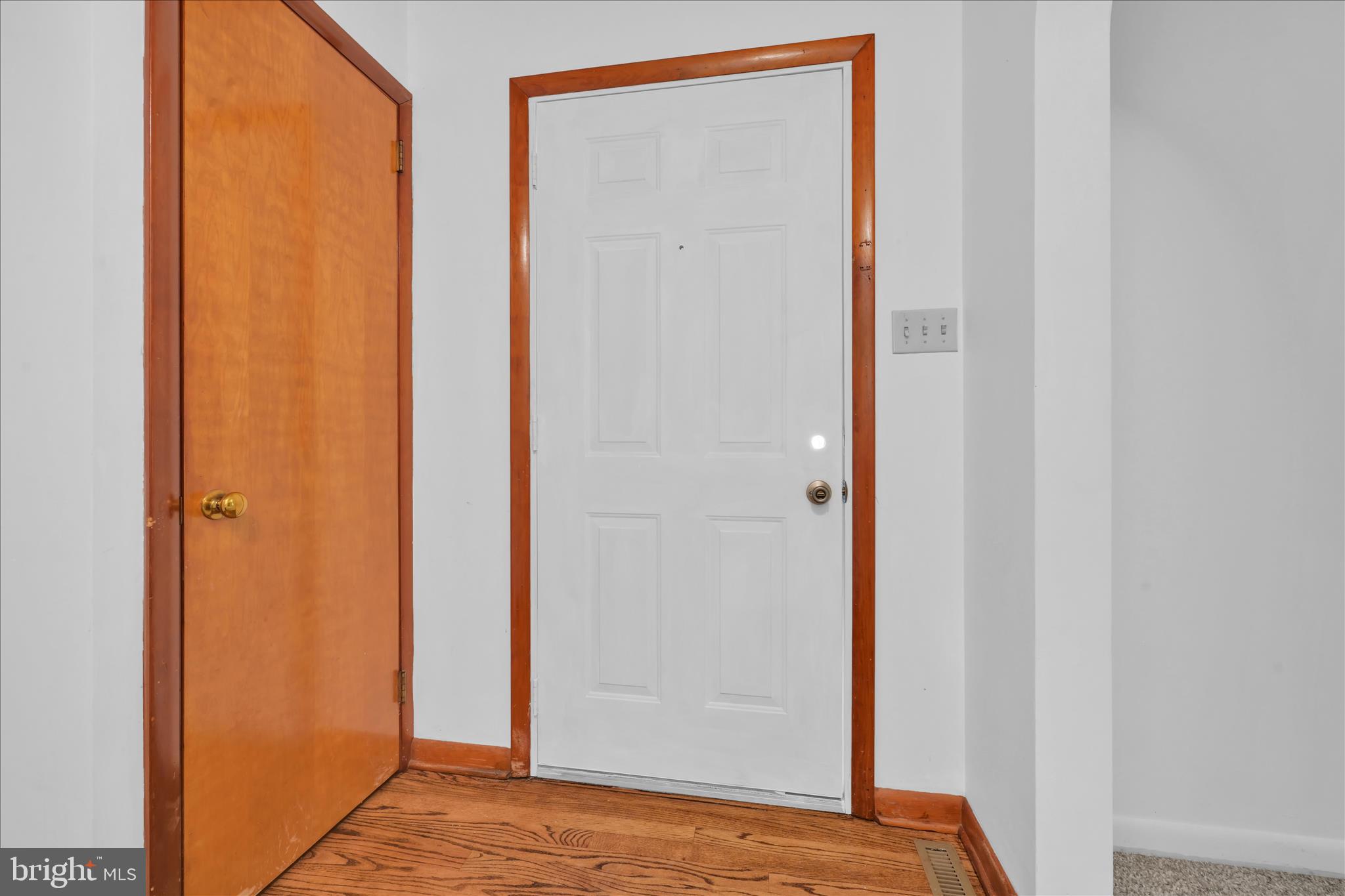 156 Bloody Spring Road Bernville, PA 19506 - Photo 18 of 38 Foyer