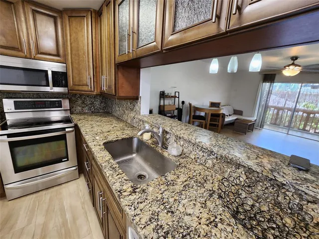 $2,450 | 219 Northeast 14th Avenue, Hallandale Beach, FL 33009