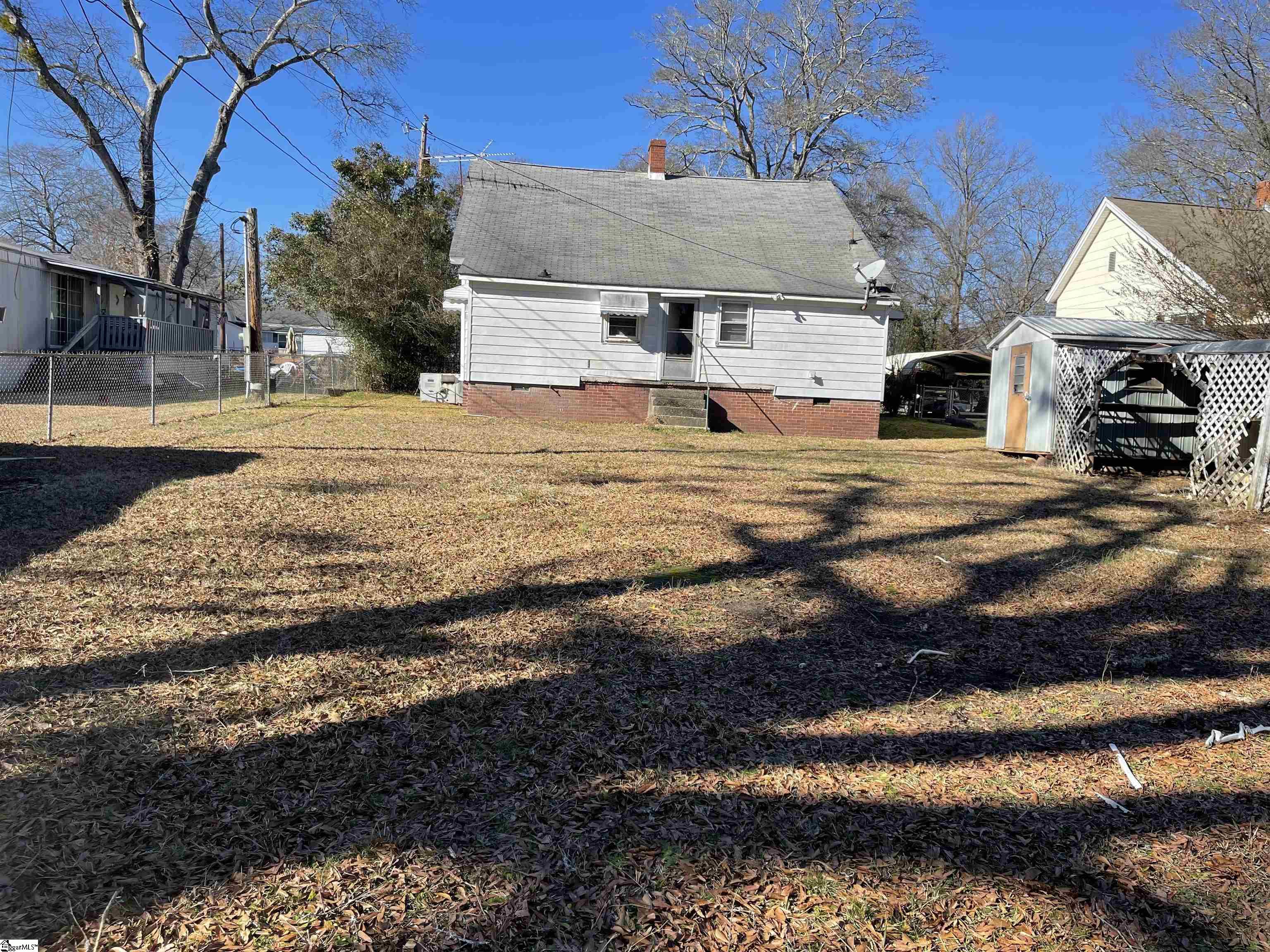 306 Chestnut Street Clinton, SC 29325 - Photo 11 of 14 Gallery Image 11