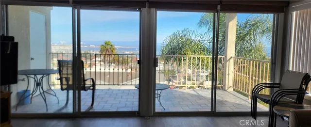$3,500 | 3138 South Gaffey Street, Unit 10, San Pedro, CA 90731