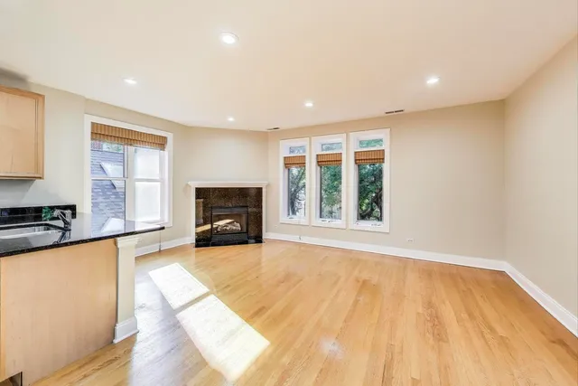 $399,000 | 1308 West Fillmore Street, Unit 3, Chicago, IL 60607