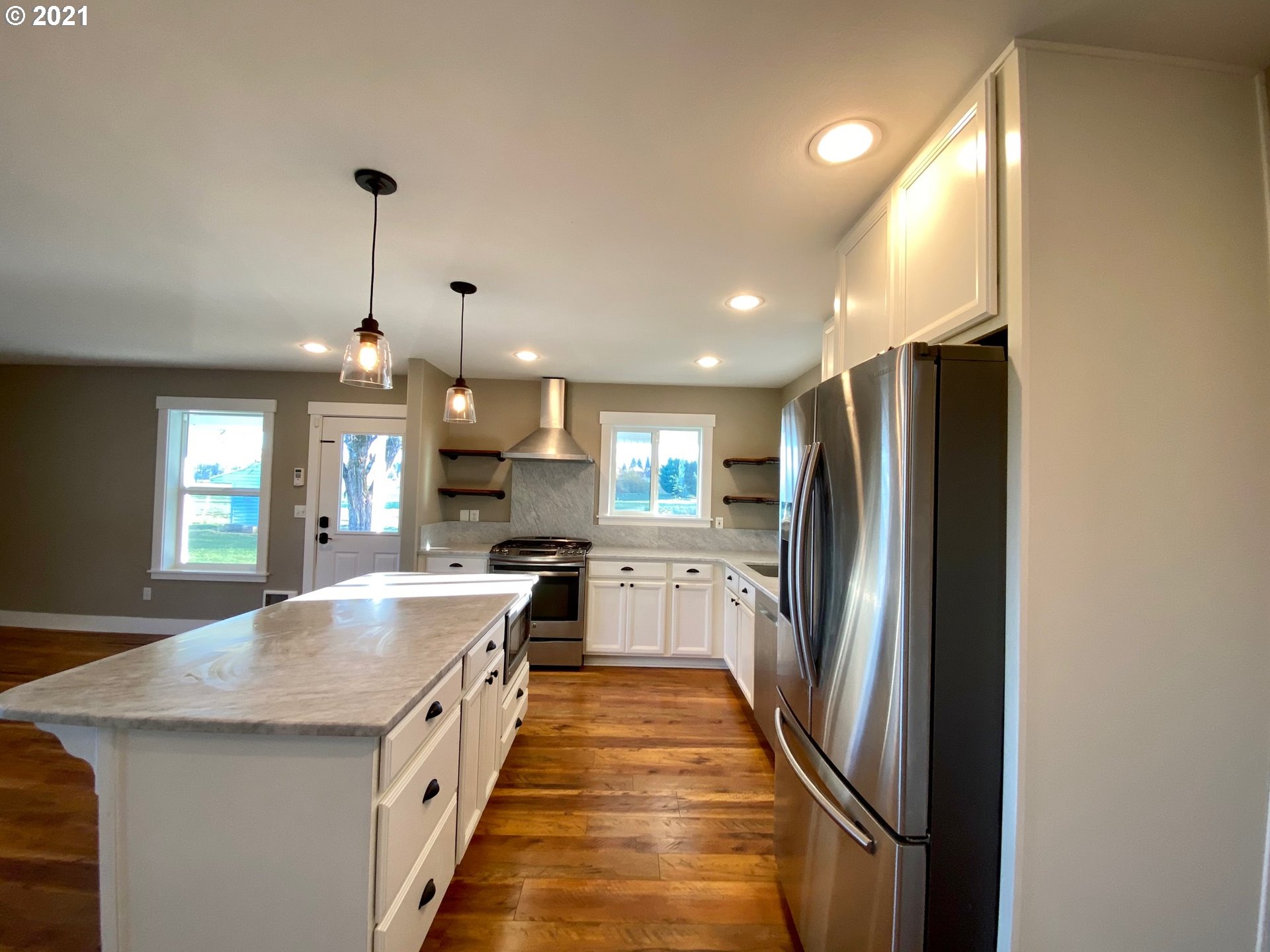 6185 Northwest Springhill Drive Albany, OR 97321 - Photo 16 of 28 Gallery Image 16