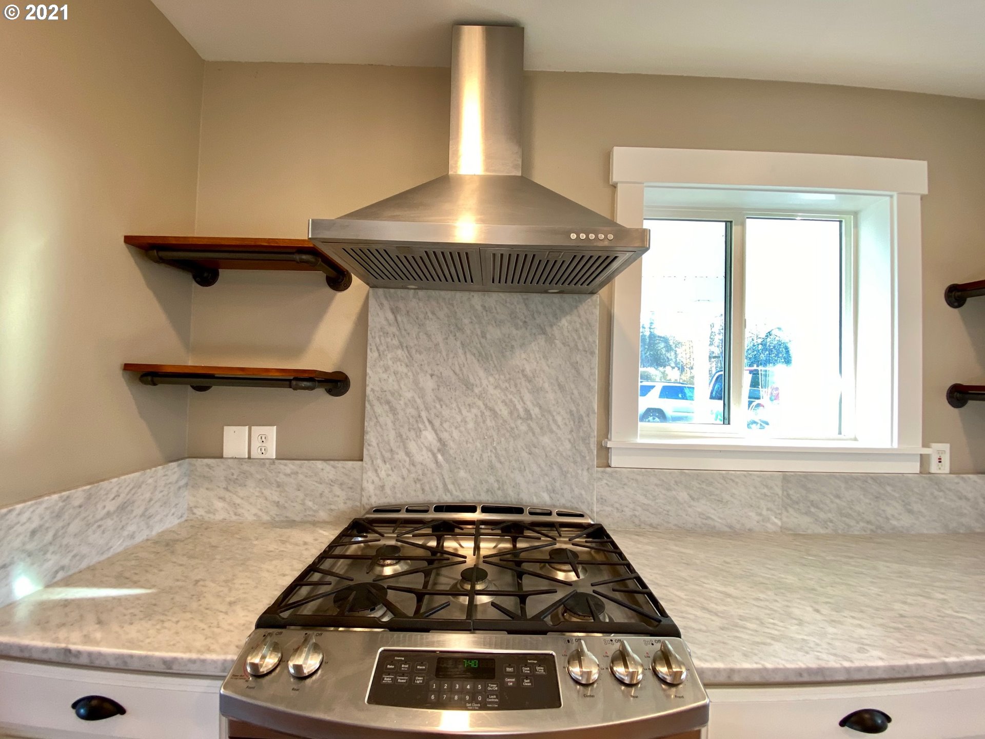 6185 Northwest Springhill Drive Albany, OR 97321 - Photo 19 of 28 Gallery Image 19