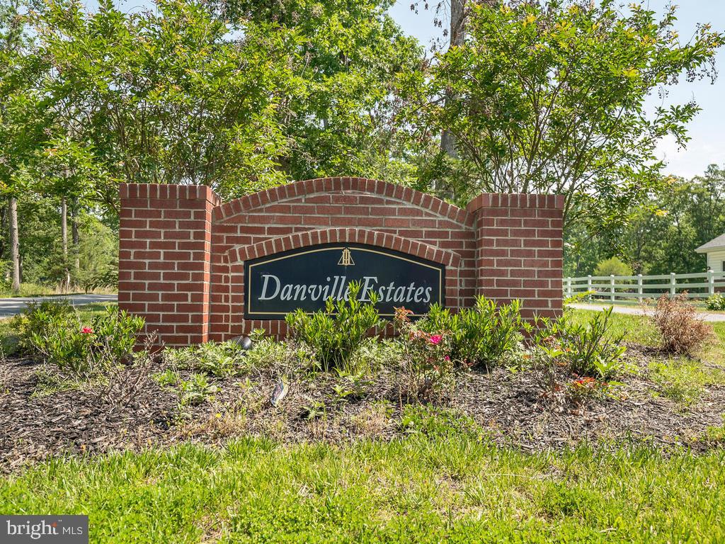 3606 Danville Road Brandywine, MD 20613 - Photo 4 of 57 Gallery Image 4