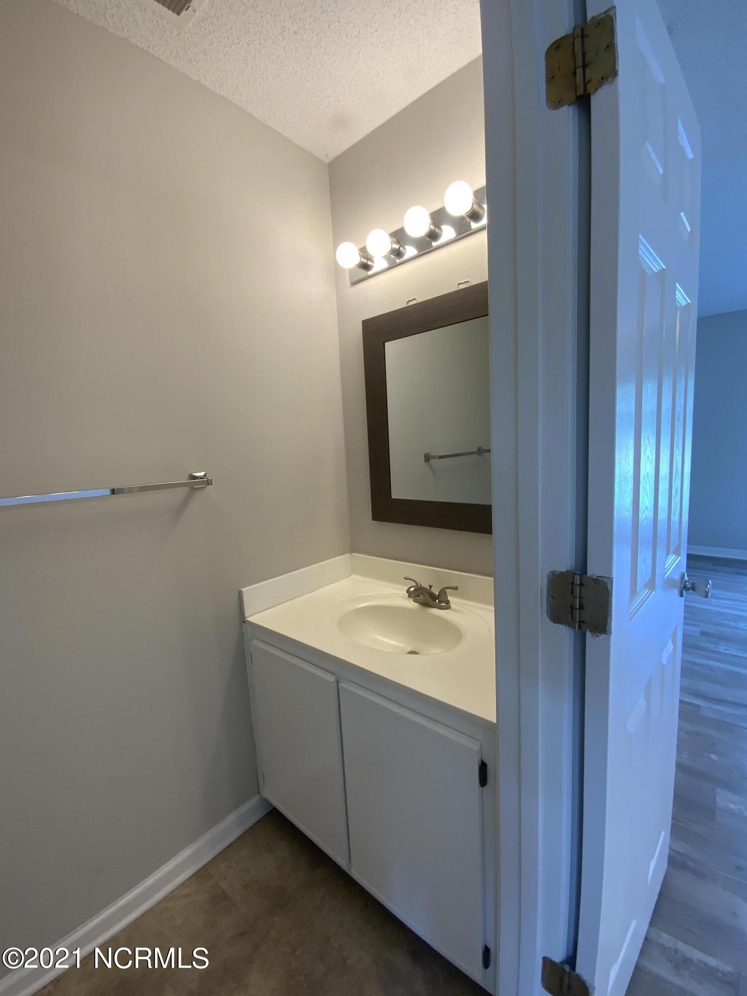 601 Peletier Loop Road, Unit 64/F35 Swansboro, NC 28584 - Photo 6 of 13 IMG_1539