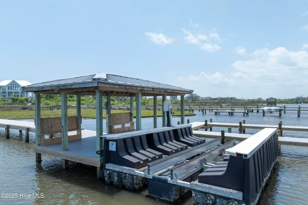 $1,750,000 | 601 New River Inlet Road, North Topsail Beach, NC 28460
