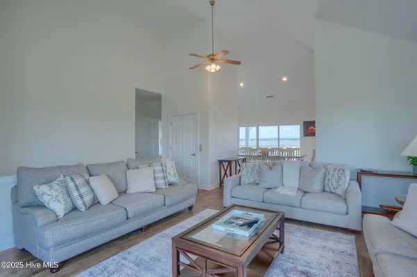 $1,750,000 | 601 New River Inlet Road, North Topsail Beach, NC 28460