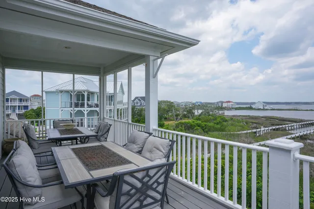 $1,900,000 | 601 New River Inlet Road, North Topsail Beach, NC 28460