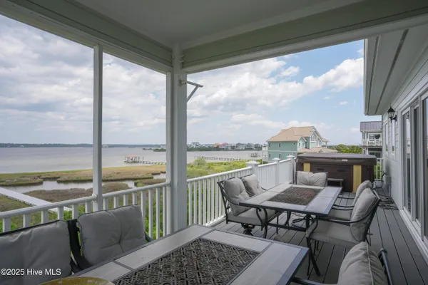 $1,750,000 | 601 New River Inlet Road, North Topsail Beach, NC 28460