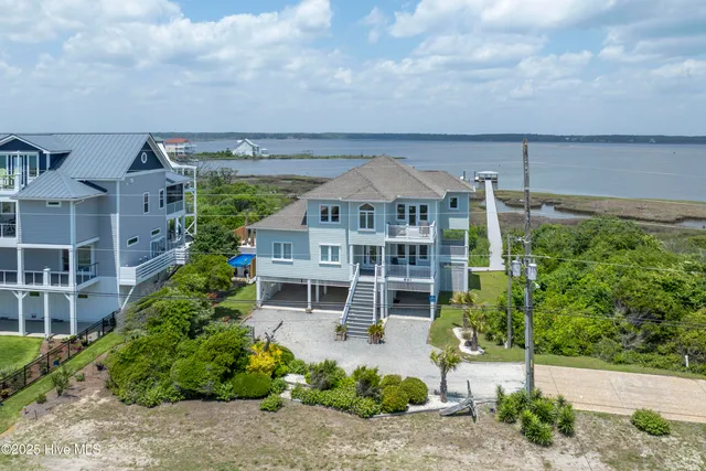 $1,900,000 | 601 New River Inlet Road, North Topsail Beach, NC 28460