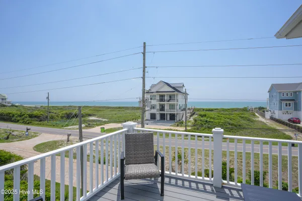 $1,750,000 | 601 New River Inlet Road, North Topsail Beach, NC 28460