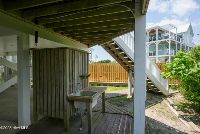 $1,900,000 | 601 New River Inlet Road, North Topsail Beach, NC 28460