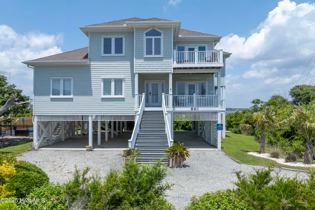 $1,900,000 | 601 New River Inlet Road, North Topsail Beach, NC 28460