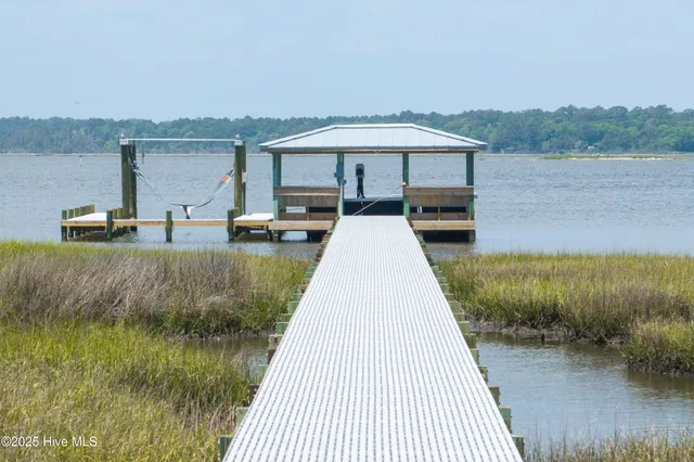 $1,900,000 | 601 New River Inlet Road, North Topsail Beach, NC 28460