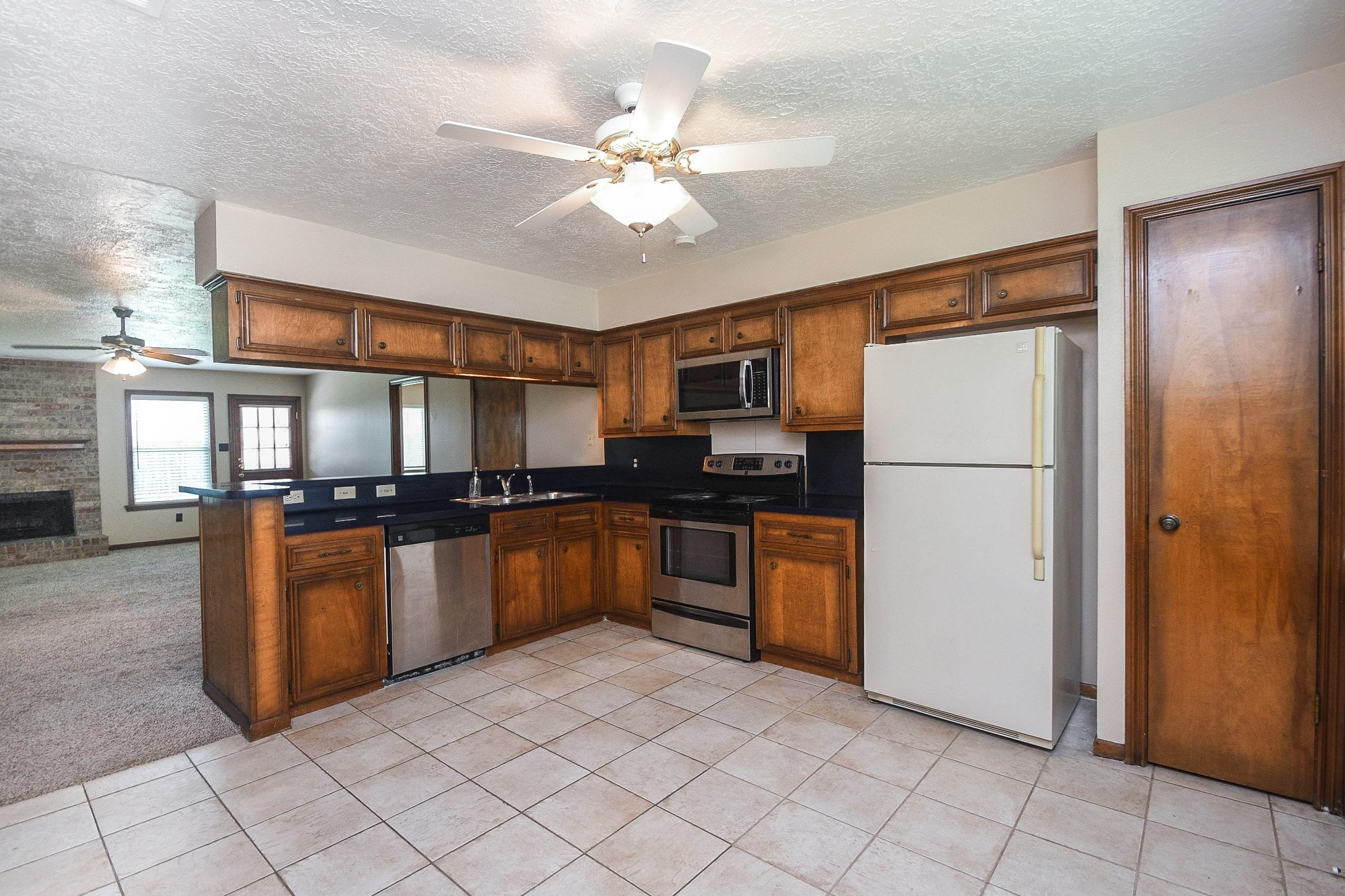 2113 Georgetown Street Katy, TX 77493 - Photo 13 of 32