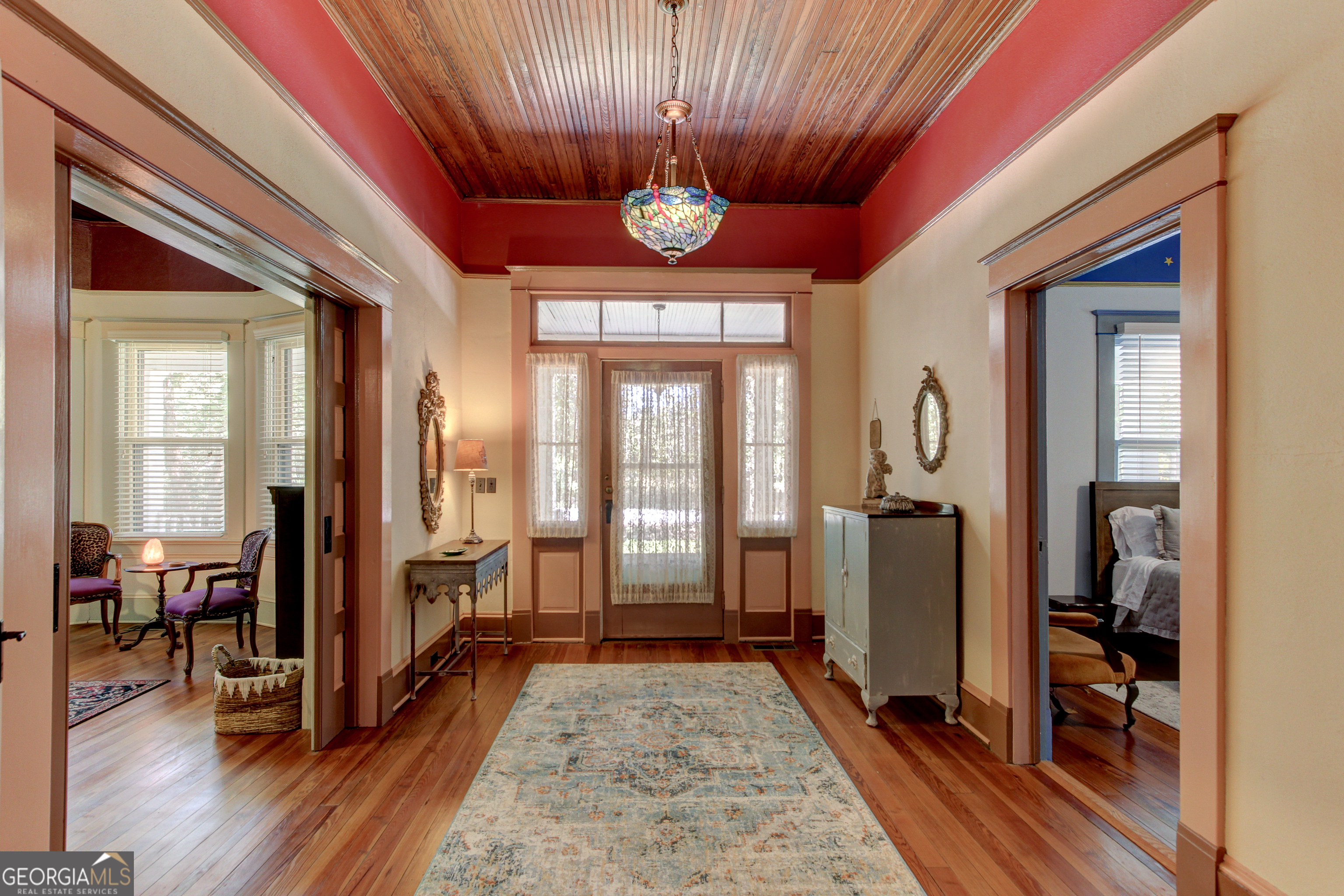127 Wilkins Road Fayetteville, GA 30214 - Photo 4 of 53 a view of an entryway with a workspace