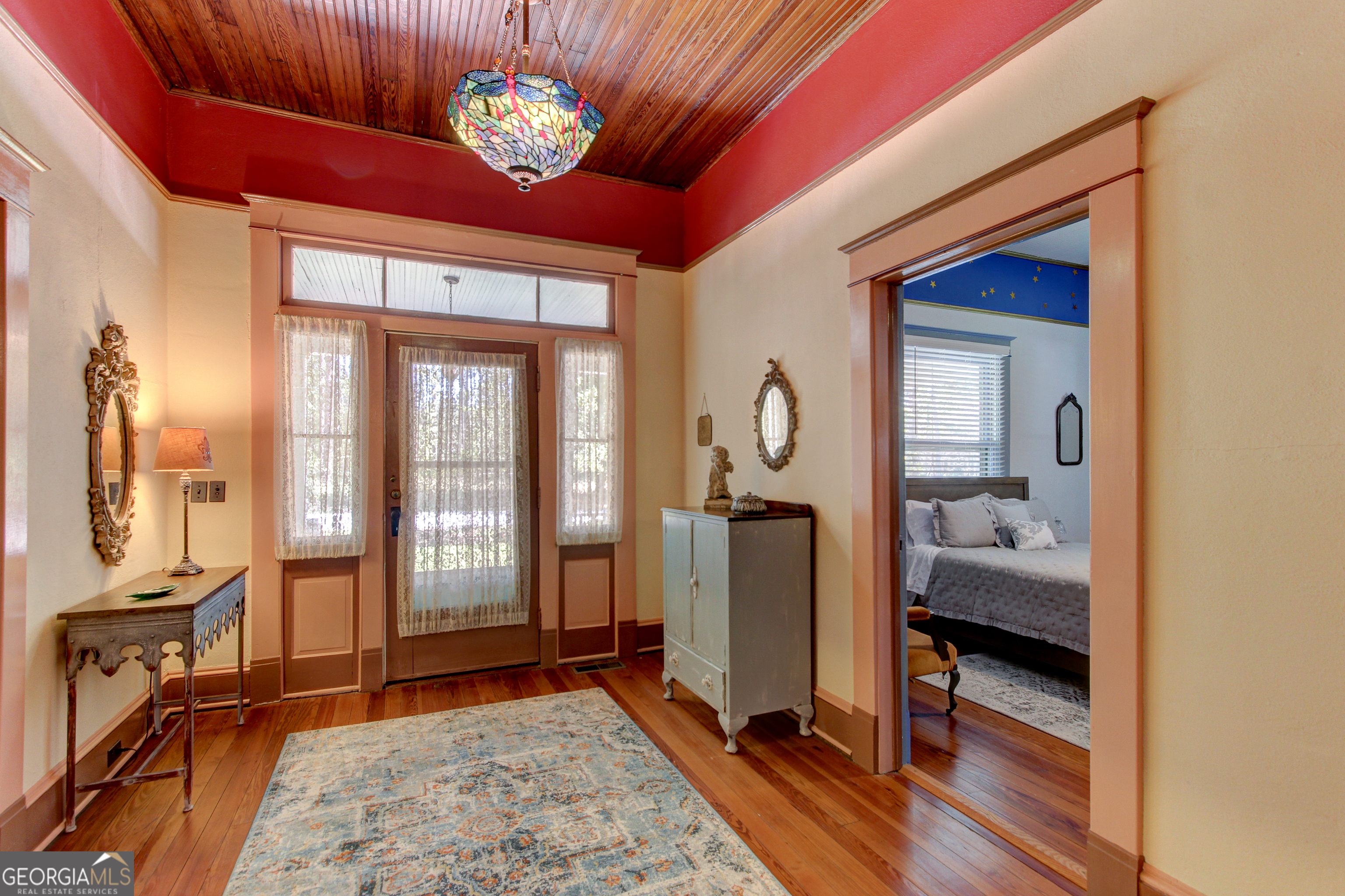 127 Wilkins Road Fayetteville, GA 30214 - Photo 5 of 53 a view of an entryway with a workspace