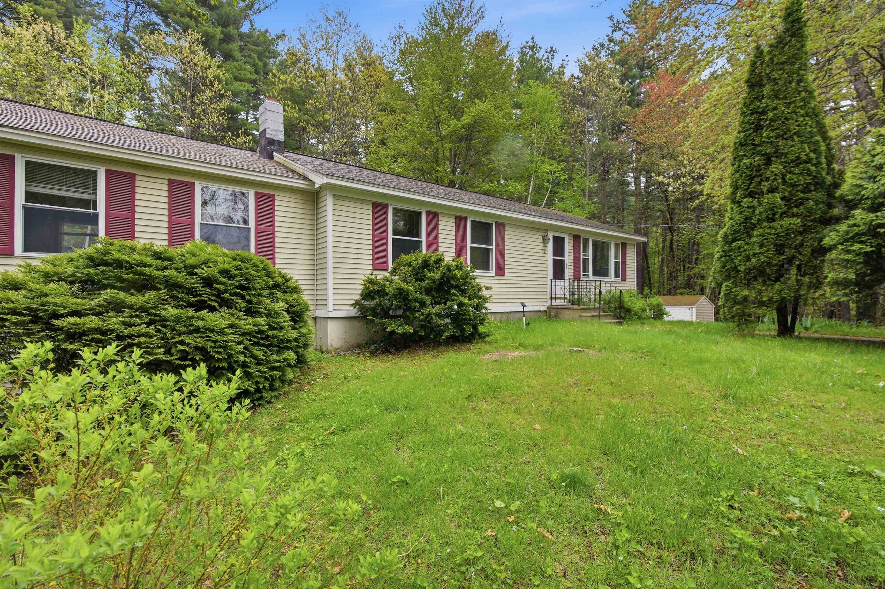 34 West Road Londonderry, NH 03053 - Photo 1 of 24 Gallery Image 1