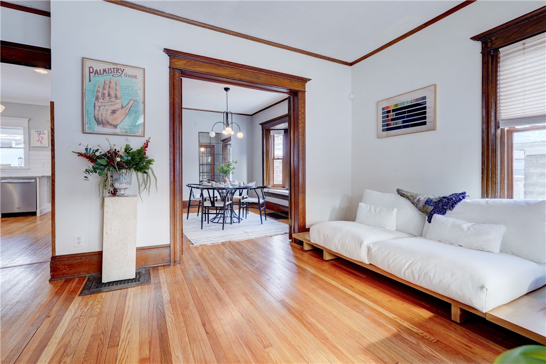 186 Mulberry Street Rochester, NY 14620 - Photo 11 of 50