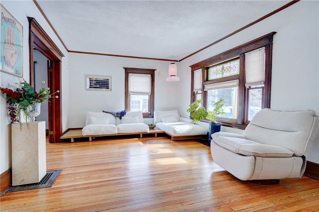 186 Mulberry Street Rochester, NY 14620 - Photo 7 of 50