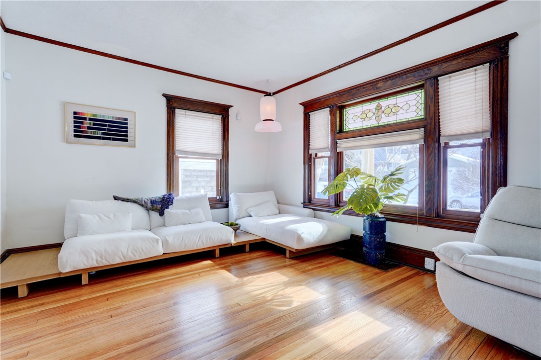 186 Mulberry Street Rochester, NY 14620 - Photo 8 of 50