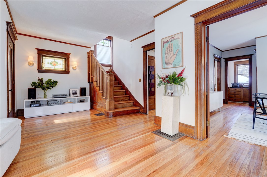 186 Mulberry Street Rochester, NY 14620 - Photo 10 of 50