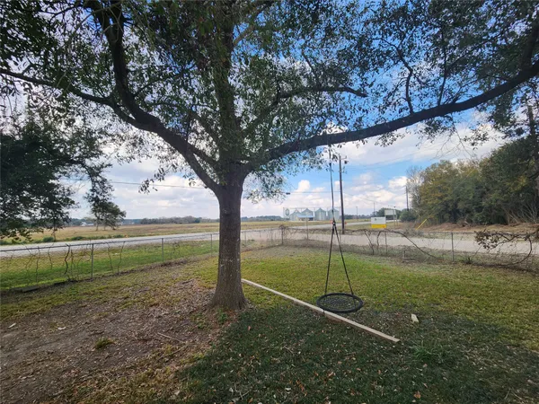 $259,000 | 7311 Farm To Market Road 2403, Alvin, TX 77511